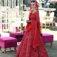 Iqra Aziz2