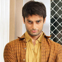 Varun Kapoor8