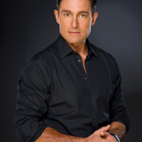 Fernando Colunga2