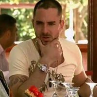 El cartel de los sapos8