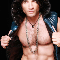 Victor Gonzalez8