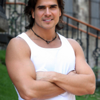 Daniel Arenas8