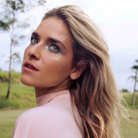 Monique Alfradique10